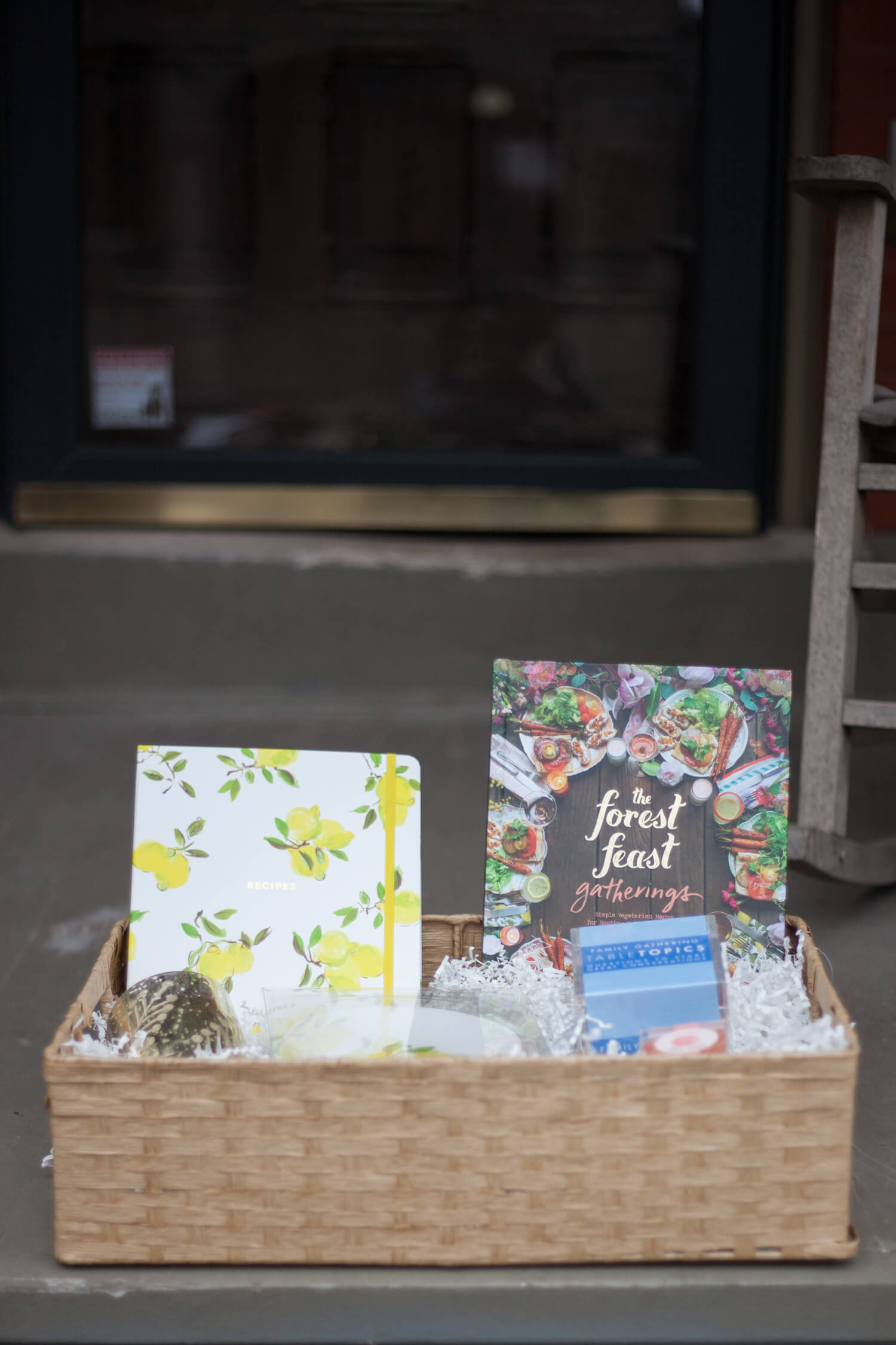 Housewarming gift basket ideas