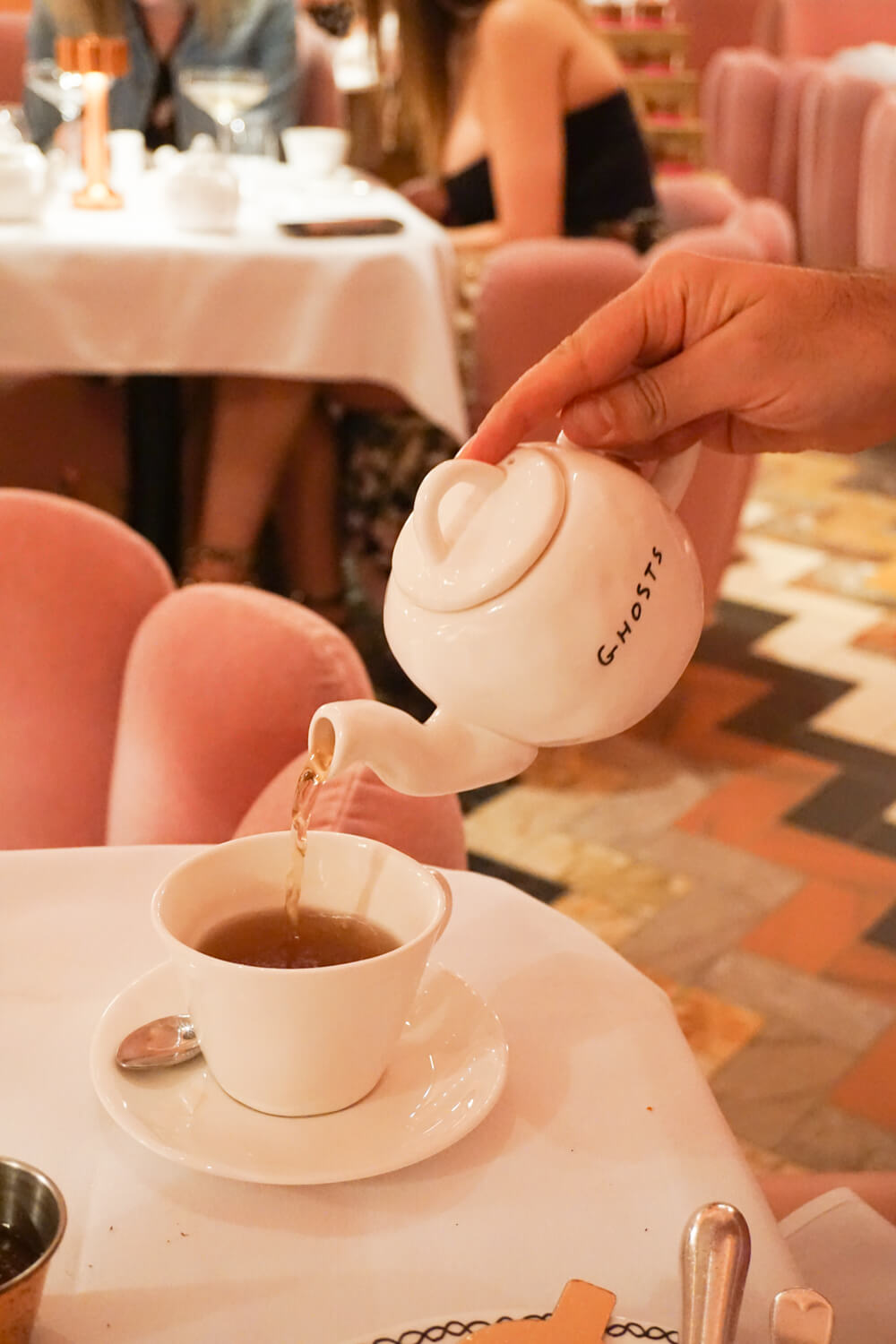 5-Day London Itinerary: Sketch for Afternoon Tea