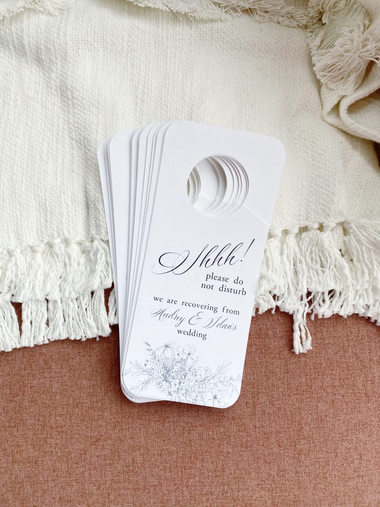 How to Make a Door Hanger with your Cricut