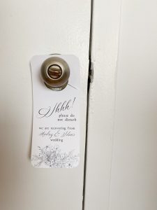 How to Make a Door Hanger with your Cricut